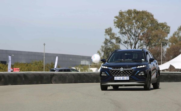 How to Optimize the Cooling Efficiency of an Intercooler on a Ford Focus RS with Computational Fluid Dynamics?